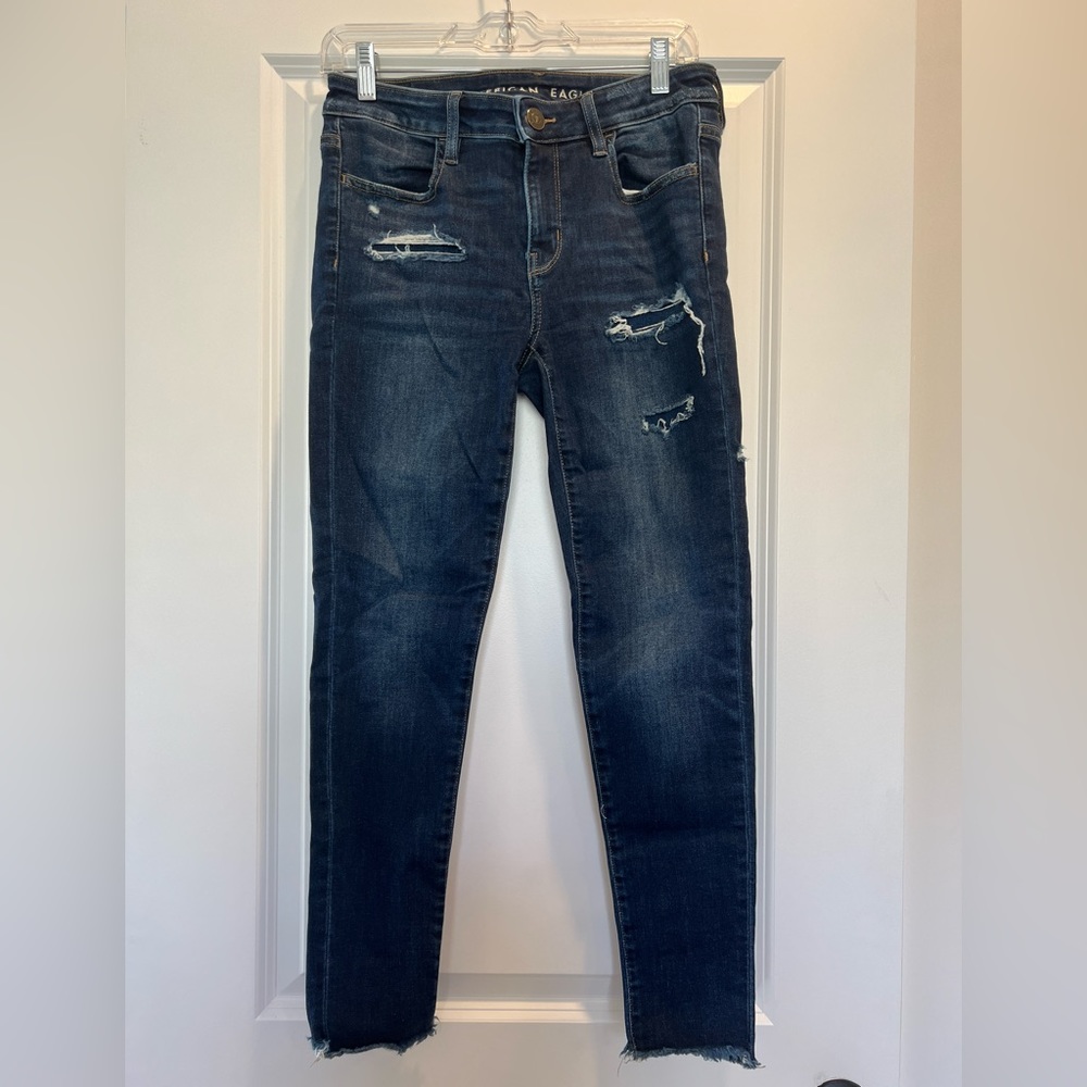 American Eagle High Rise Indigo Distressed Jegging, Size 4 Short